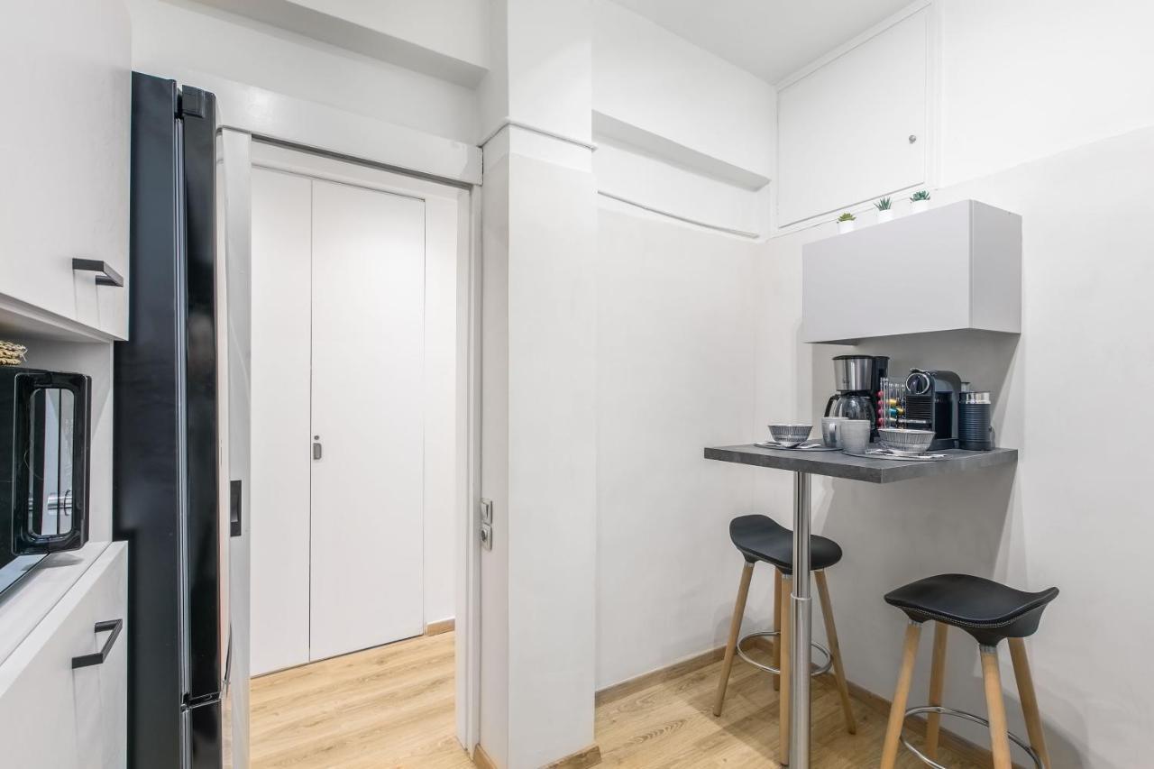 شقة Modern Flat In The Grounds Of Acropolis Monuments -Armonia- أثينا المظهر الخارجي الصورة